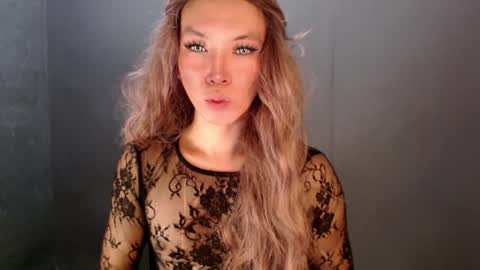 Snapshot of urasian_slut_yana chatting on January 20, 10:51 am yana online show from January 20, 10:51 am