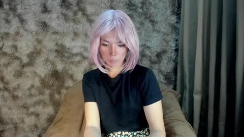 Snapshot of urasian_slut_yana chatting on February 4, 6:04 am yana online show from February 4, 6:04 am