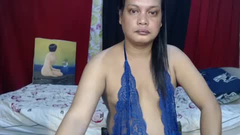 Snapshot of urasiandominaxx chatting on March 3, 9:56 pm Diane online show from March 3, 9:56 pm