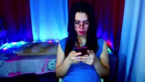 Snapshot of urdreamfilipina chatting on March 3, 12:01 am urdreamfilipina online show from March 3, 12:01 am