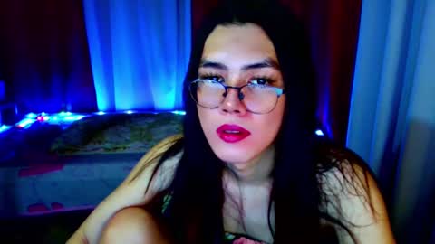 Snapshot of urdreamfilipina chatting on March 5, 2:31 am urdreamfilipina online show from March 5, 2:31 am