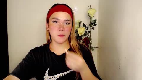urdreamgirljacky online show from September 12, 1:18 pm