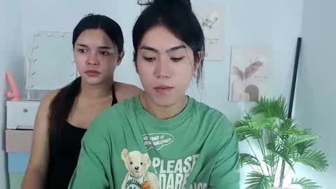 Snapshot of ure_asiancockgirl07 chatting on September 13, 2:45 pm Bretesh online show from September 13, 2:45 pm