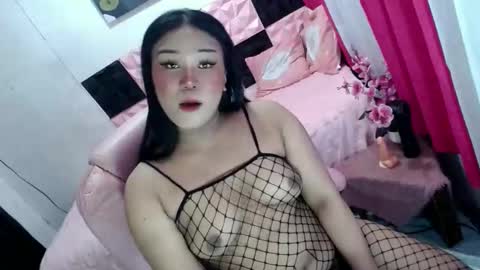 Snapshot of urfantasy_rabbylicious69 chatting on September 8, 2:27 pm urfantasy_rabbylicious69 online show from September 8, 2:27 pm