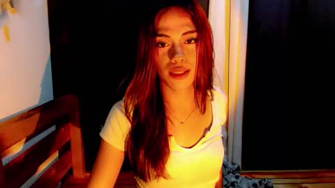 Leah online show from October 10, 9:43 am