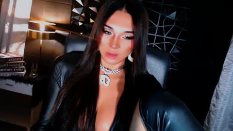 My bella 3 online show from September 29, 1:33 pm