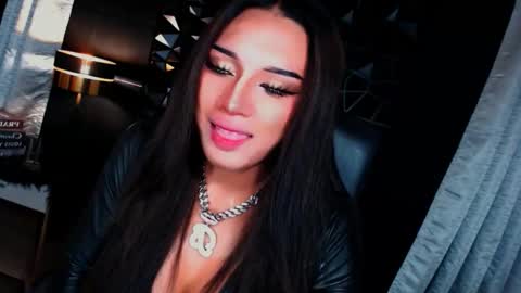 My bella 3 online show from October 6, 8:58 am