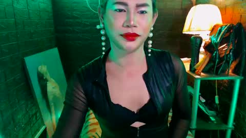 Snapshot of urhardcockqueenxxx chatting on February 14, 7:54 pm queen norelle online show from February 14, 7:54 pm
