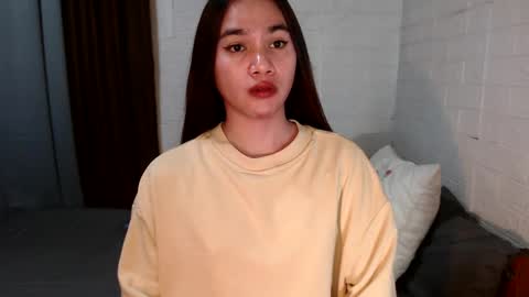 urhottylicious_cum online show from January 30, 12:27 pm