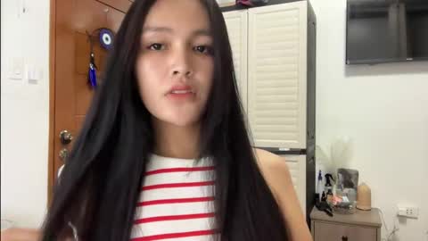 Amira online show from October 18, 2:59 am