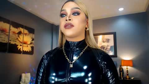 Snapshot of urmajestytyra chatting on March 6, 12:26 am UrMajestyTyra online show from March 6, 12:26 am