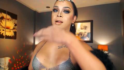 Snapshot of urmajestytyra chatting on September 11, 2:31 am UrMajestyTyra online show from September 11, 2:31 am