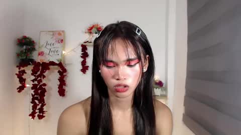 ursandra_xx online show from February 3, 5:03 pm