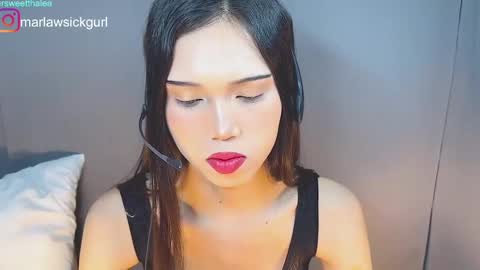 Snapshot of ursweetthalea chatting on December 10, 4:17 pm Renz queen of LUST. online show from December 10, 4:17 pm