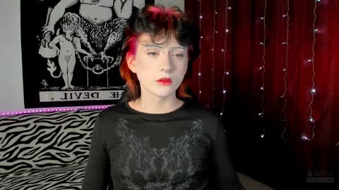 Snapshot of vailyreb chatting on December 30, 4:29 pm Marin online show from December 30, 4:29 pm