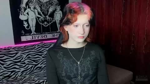 Snapshot of vailyreb chatting on February 27, 6:42 pm Marin online show from February 27, 6:42 pm