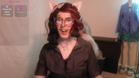 Snapshot of valentia_vickers chatting on January 2, 2:22 am Valentia online show from January 2, 2:22 am