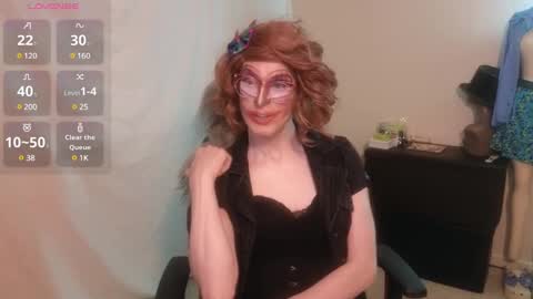 Snapshot of valentia_vickers chatting on January 20, 2:43 am Valentia online show from January 20, 2:43 am
