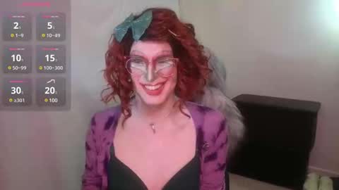 Snapshot of valentia_vickers chatting on March 7, 2:36 pm Valentia online show from March 7, 2:36 pm