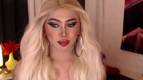 Amanda online show from December 23, 3:55 pm