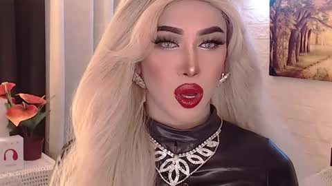 Amanda online show from September 24, 10:10 am