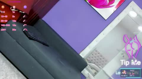 Snapshot of valentina_horny777 chatting on October 10, 12:33 am valentina_horny777 online show from October 10, 12:33 am