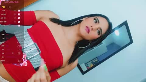 Snapshot of valentina_princess_ chatting on February 1, 6:32 am valentina_princess_ online show from February 1, 6:32 am