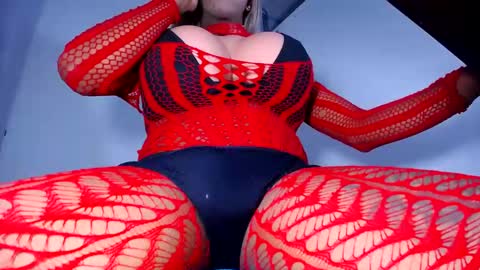 valentinabigcock23 online show from January 14, 2:50 am
