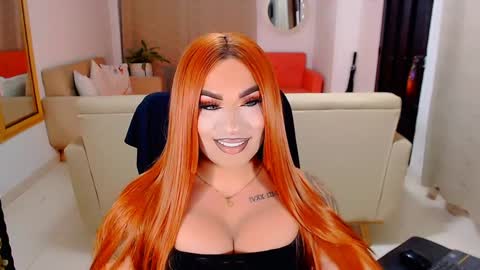 Snapshot of valentinaxqueen chatting on January 26, 12:48 am online show from January 26, 12:48 am