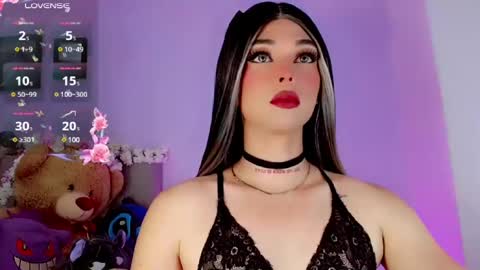 Snapshot of valentinne_marian chatting on January 20, 12:46 am Marian online show from January 20, 12:46 am