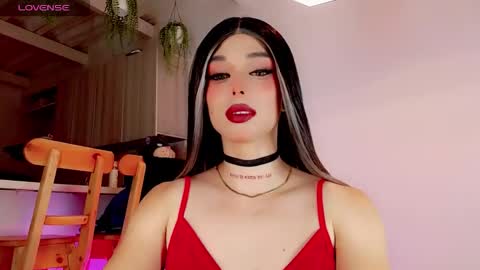 Snapshot of valentinne_marian chatting on February 28, 6:21 am Marian online show from February 28, 6:21 am