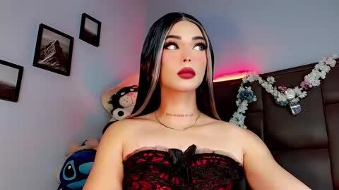 Snapshot of valentinne_marian chatting on September 17, 8:08 am Marian online show from September 17, 8:08 am