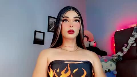 Snapshot of valentinne_marian chatting on September 18, 8:30 am Marian online show from September 18, 8:30 am