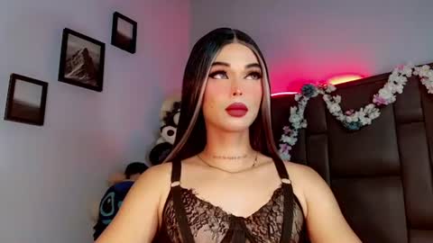 Snapshot of valentinne_marian chatting on September 30, 8:14 am Marian online show from September 30, 8:14 am