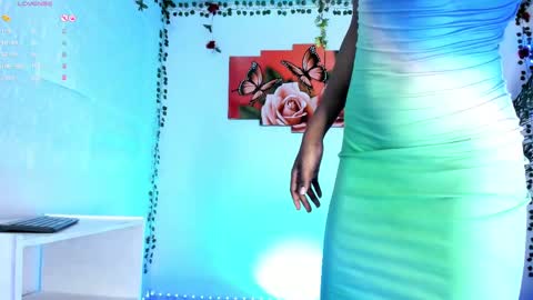 Snapshot of valeria_thompson1 chatting on February 26, 9:05 pm Valeria online show from February 26, 9:05 pm