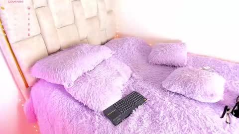 Snapshot of valeria_thompson1 chatting on March 11, 8:53 pm Valeria online show from March 11, 8:53 pm