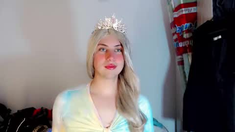 Snapshot of valeriagill_ chatting on October 5, 8:30 pm valeriagill_ online show from October 5, 8:30 pm