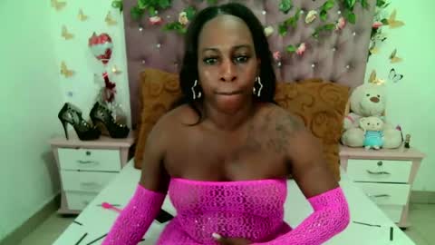 Snapshot of valeriatsx chatting on February 28, 9:12 pm La valerie26 online show from February 28, 9:12 pm
