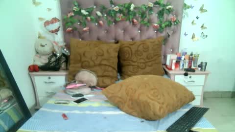 La valerie26 online show from October 16, 1:11 pm