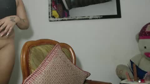 Snapshot of valery_prinss5 chatting on January 6, 9:11 pm valery_prinss5 online show from January 6, 9:11 pm