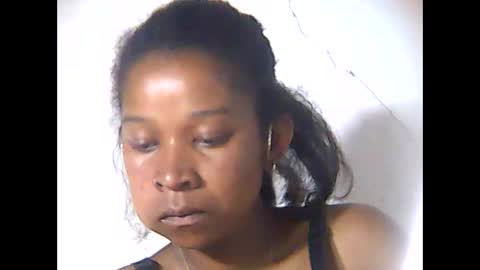 Snapshot of veloanthonia chatting on September 18, 12:43 pm veloanthonia online show from September 18, 12:43 pm