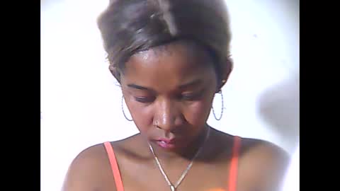 Snapshot of veloanthonia chatting on September 29, 3:00 pm veloanthonia online show from September 29, 3:00 pm
