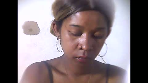 Snapshot of veloanthonia chatting on October 7, 5:47 pm veloanthonia online show from October 7, 5:47 pm