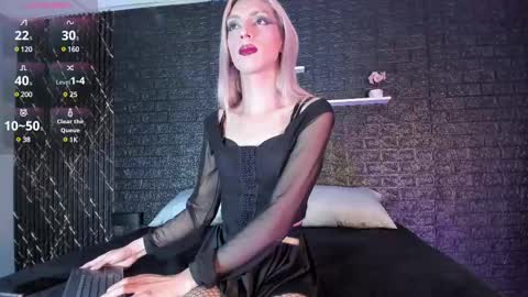 Snapshot of victoria_badgal chatting on March 4, 4:20 pm Victoria online show from March 4, 4:20 pm