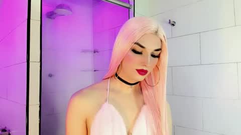 Victoria online show from October 28, 7:34 pm