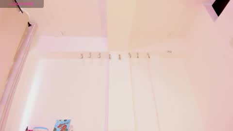 Victoria online show from March 6, 1:49 pm