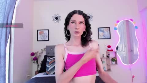 Snapshot of viioleta_cam chatting on October 14, 3:02 pm Violet online show from October 14, 3:02 pm