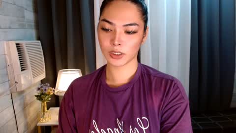 violet online show from December 9, 4:45 am
