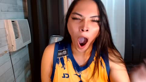 violet online show from December 26, 2:16 pm