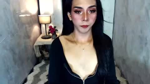Snapshot of violeterection chatting on January 21, 5:39 am JUVY online show from January 21, 5:39 am